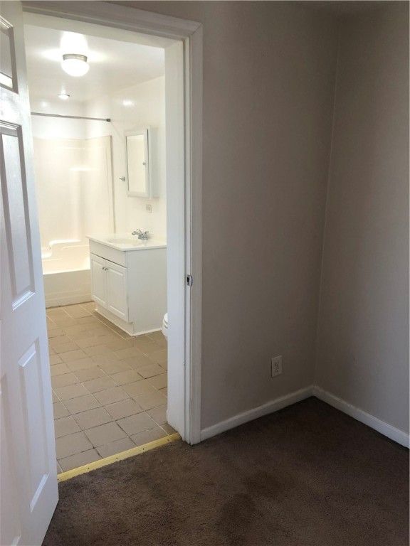 Brentwood, Pennsylvania 15227, United States, 2 Bedrooms Bedrooms, ,1 BathroomBathrooms,Residential,Active,197924