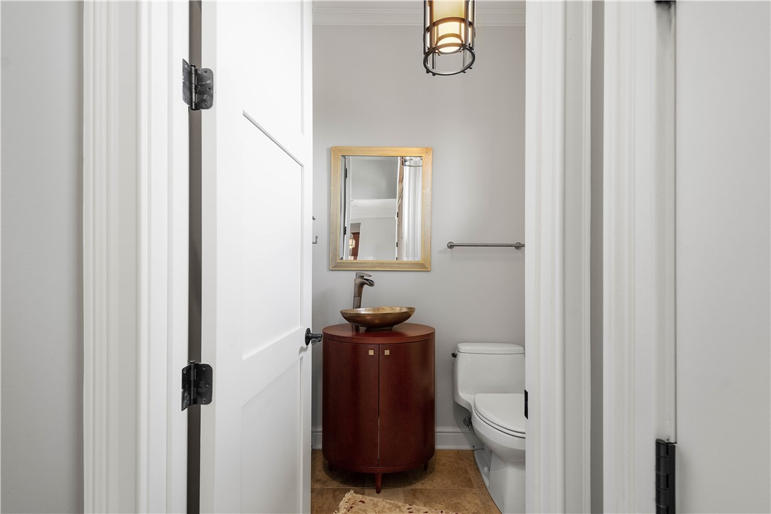 Upper St. Clair, Pennsylvania 15241, United States, 4 Bedrooms Bedrooms, ,6 BathroomsBathrooms,Residential,Active,48998