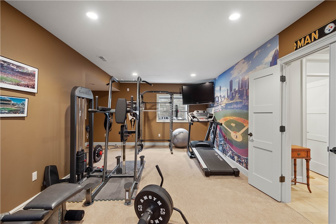 Upper St. Clair, Pennsylvania 15241, United States, 4 Bedrooms Bedrooms, ,6 BathroomsBathrooms,Residential,Active,48998