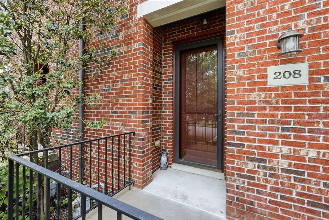 208 Linehan Pl