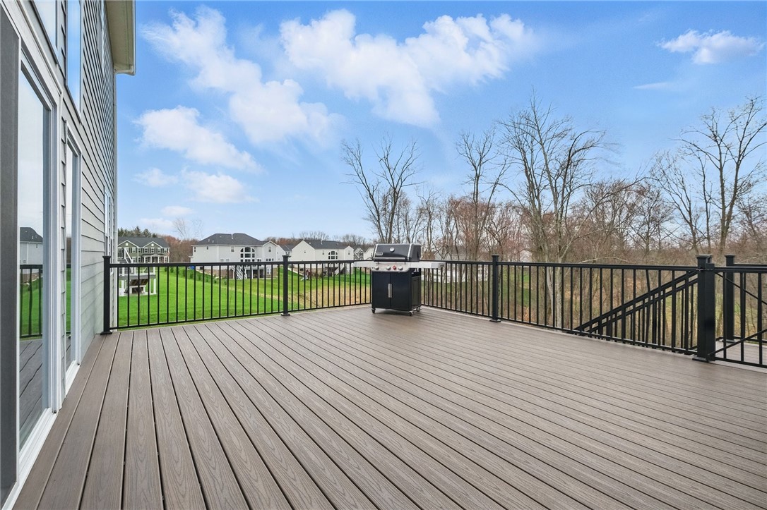 Adams Twp, Pennsylvania 16046, United States, 4 Bedrooms Bedrooms, ,4 BathroomsBathrooms,Residential,Contingent,105018
