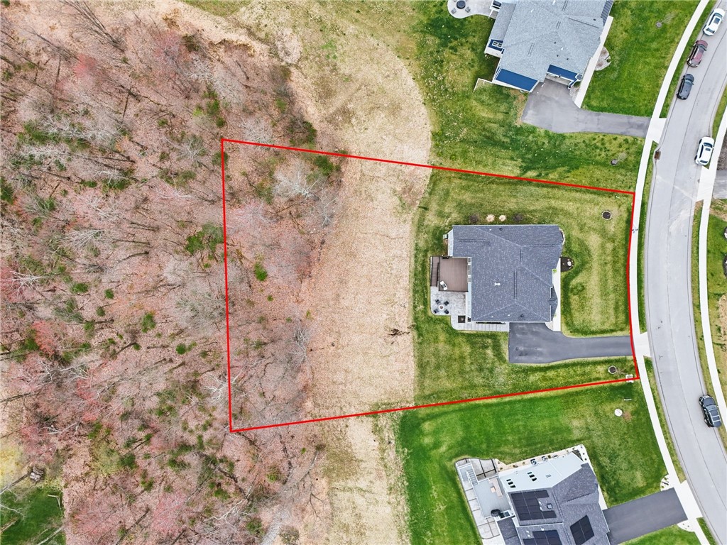 Adams Twp, Pennsylvania 16046, United States, 4 Bedrooms Bedrooms, ,4 BathroomsBathrooms,Residential,Contingent,105018