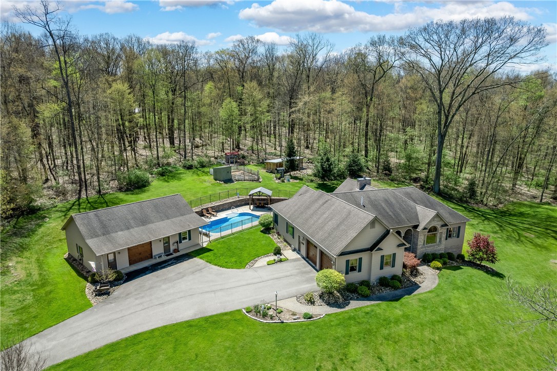 825 Whitestown Road