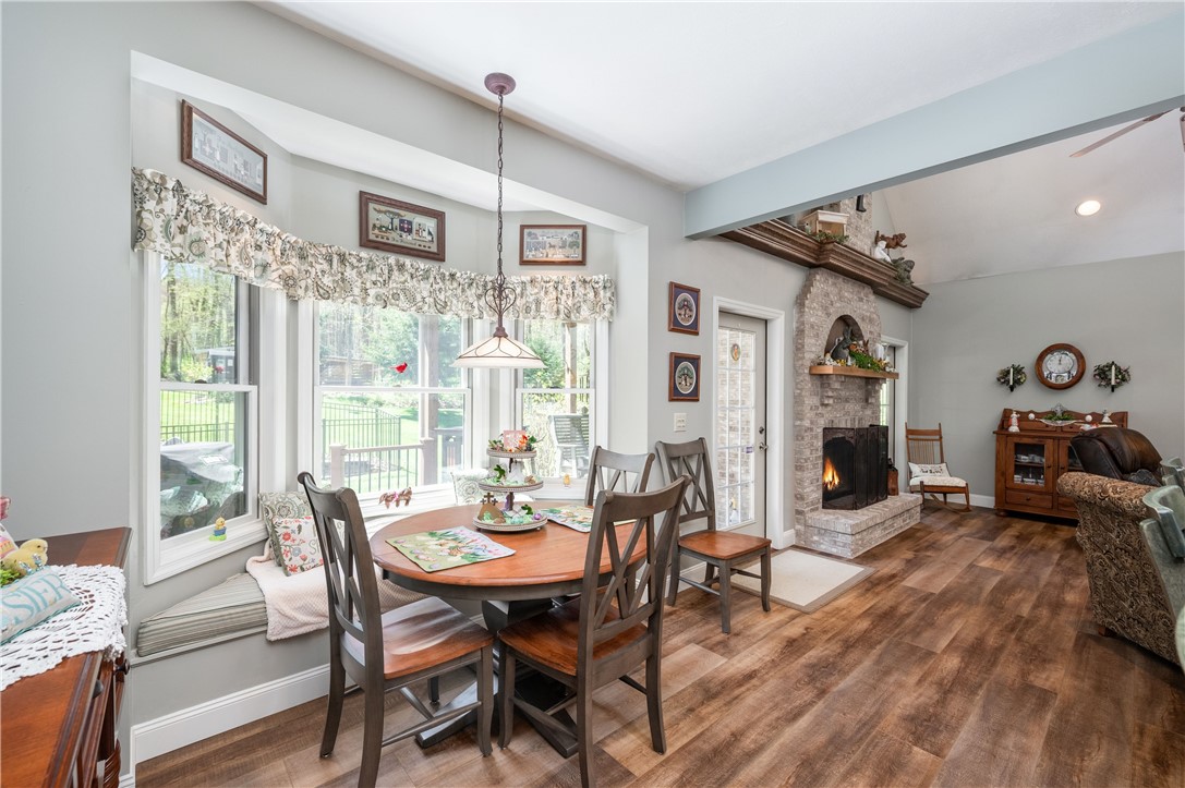 Connoquenessing Twp, Pennsylvania 16001, United States, 3 Bedrooms Bedrooms, ,3 BathroomsBathrooms,Residential,Contingent,124219