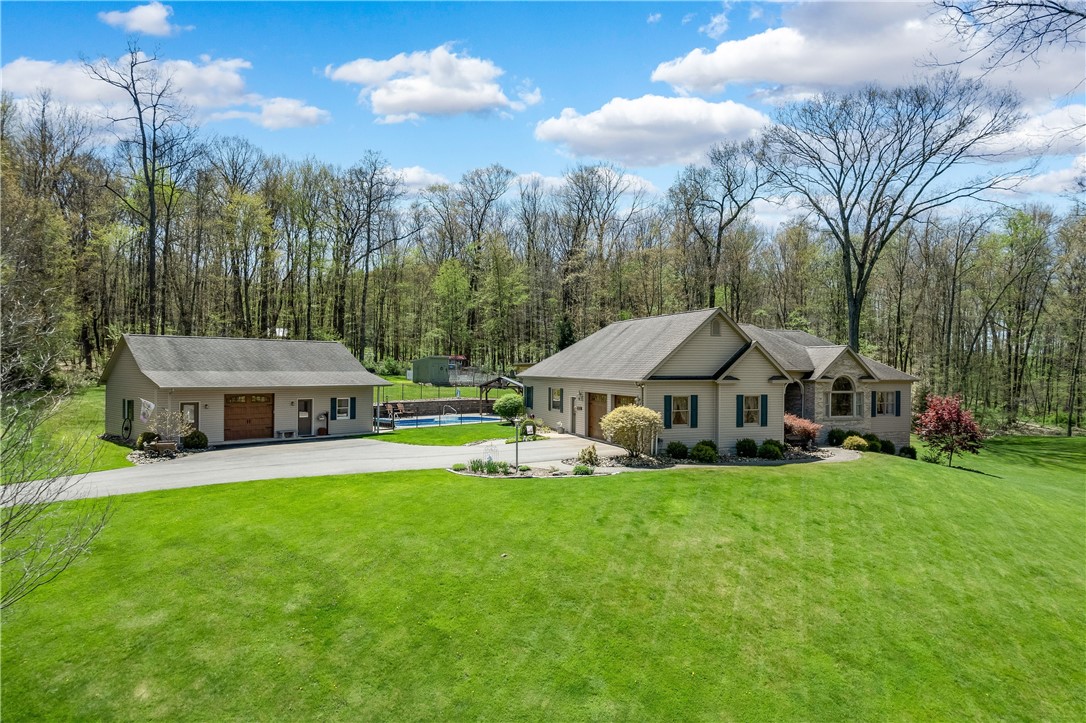 Connoquenessing Twp, Pennsylvania 16001, United States, 3 Bedrooms Bedrooms, ,3 BathroomsBathrooms,Residential,Contingent,124219 Connoquenessing Twp, Pennsylvania 16001, United States, 3 Bedrooms Bedrooms, ,3 BathroomsBathrooms,Residential,Contingent,124219