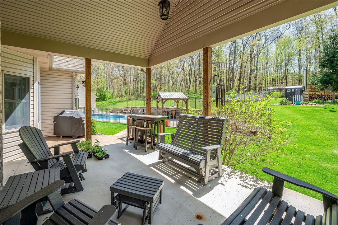 Connoquenessing Twp, Pennsylvania 16001, United States, 3 Bedrooms Bedrooms, ,3 BathroomsBathrooms,Residential,Contingent,124219