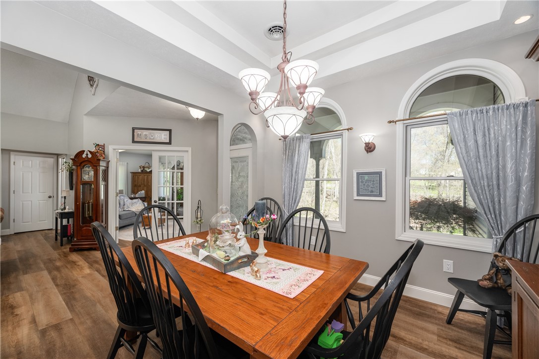 Connoquenessing Twp, Pennsylvania 16001, United States, 3 Bedrooms Bedrooms, ,3 BathroomsBathrooms,Residential,Contingent,124219