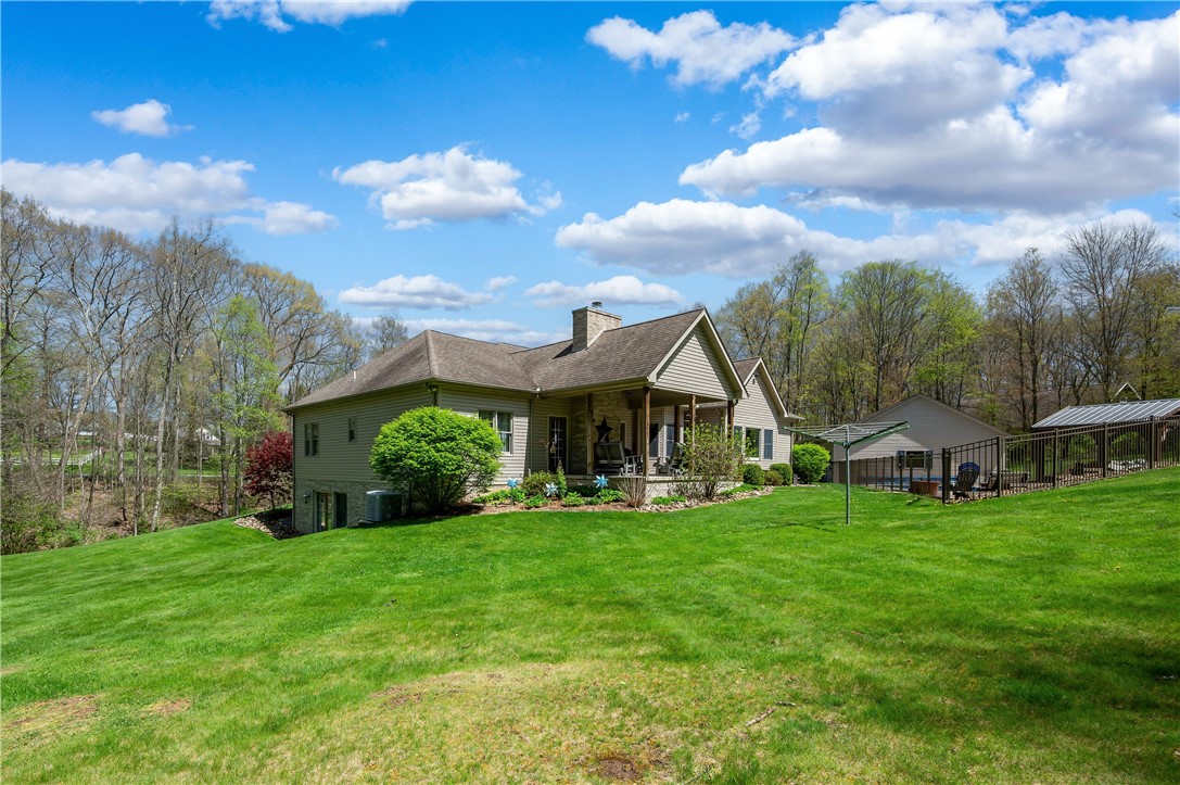 Connoquenessing Twp, Pennsylvania 16001, United States, 3 Bedrooms Bedrooms, ,3 BathroomsBathrooms,Residential,Contingent,124219