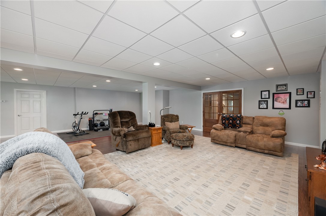 Connoquenessing Twp, Pennsylvania 16001, United States, 3 Bedrooms Bedrooms, ,3 BathroomsBathrooms,Residential,Contingent,124219