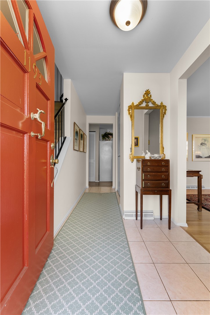 1193 Satellite Circle