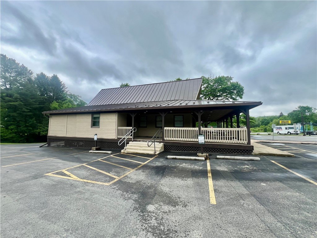 3420 Perry Hwy