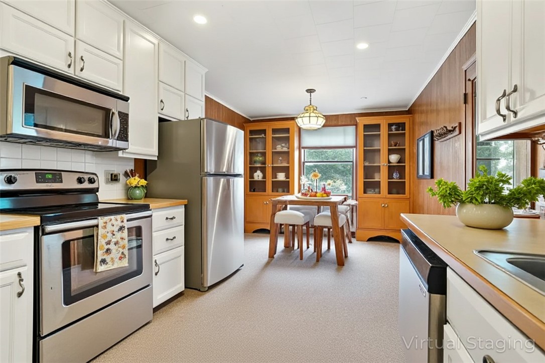 Other, Pennsylvania 16353, United States, 5 Bedrooms Bedrooms, ,2 BathroomsBathrooms,Residential,Active,227110