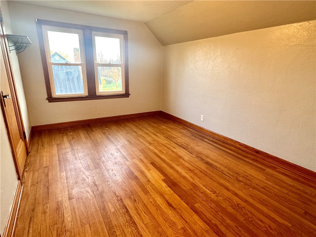 Grove City Boro, Pennsylvania 16127, United States, 3 Bedrooms Bedrooms, ,1 BathroomBathrooms,Residential,Contingent,124287