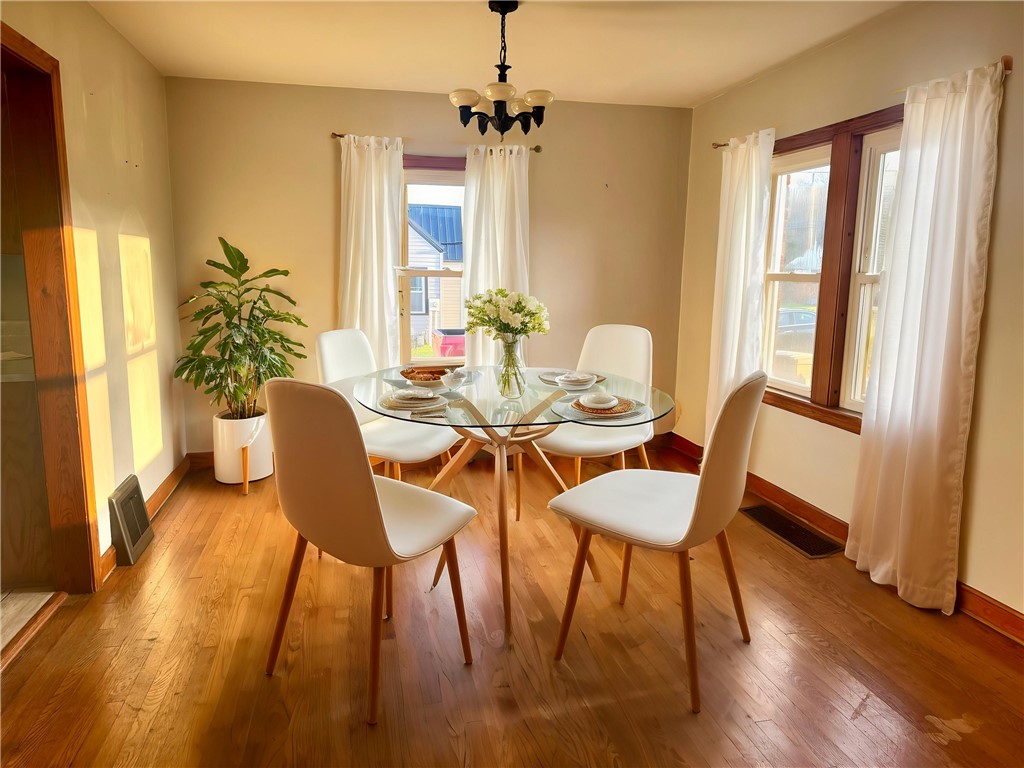 Grove City Boro, Pennsylvania 16127, United States, 3 Bedrooms Bedrooms, ,1 BathroomBathrooms,Residential,Contingent,124287