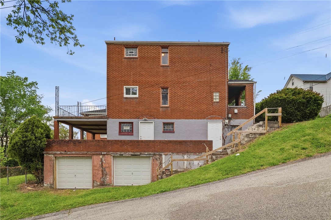 700 Large Avenue