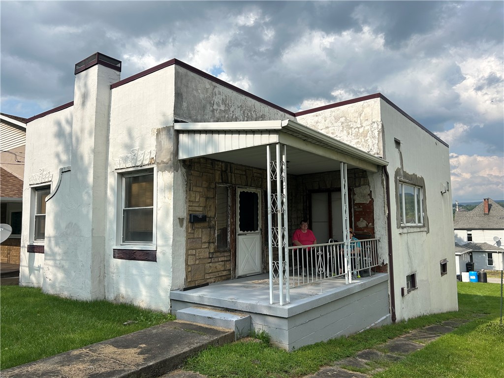 147 S 9th St, Connellsville, Pennsylvania image 1