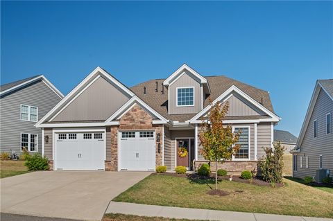 Photo of 263 Liberty Blvd, Canonsburg, PA 15317 (MLS # 1749625)