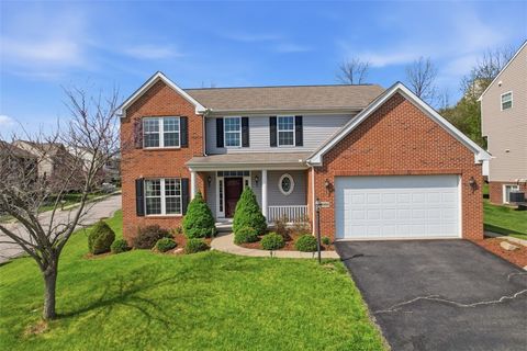 Photo of 6406 Interlaken Dr, Mcdonald, PA 15057 (MLS # 1748893)