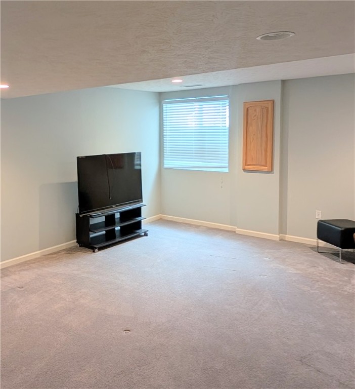 Adams Twp, Pennsylvania 16046, United States, 3 Bedrooms Bedrooms, ,3 BathroomsBathrooms,Residential,Active,2729