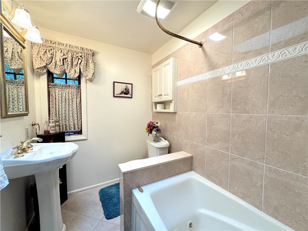 3576 Mcwilliams Rd Rd, Murrysville, Pennsylvania image 18