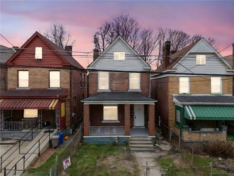 Photo of 7128 Mount Vernon St, Pittsburgh, PA 15208 (MLS # 1743712)