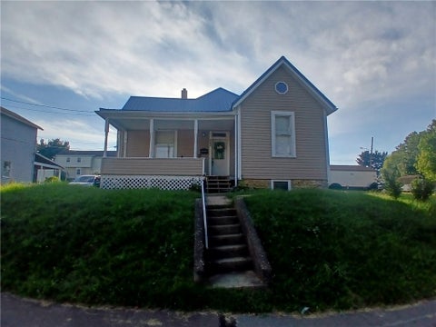 Photo for 502 Woodward Ave