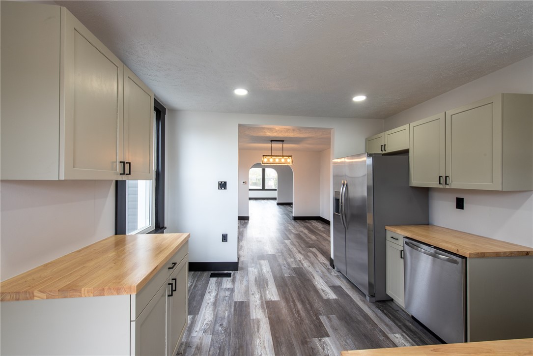 Oklahoma Boro, Pennsylvania 15613, United States, 4 Bedrooms Bedrooms, ,2 BathroomsBathrooms,Residential,Active,77083