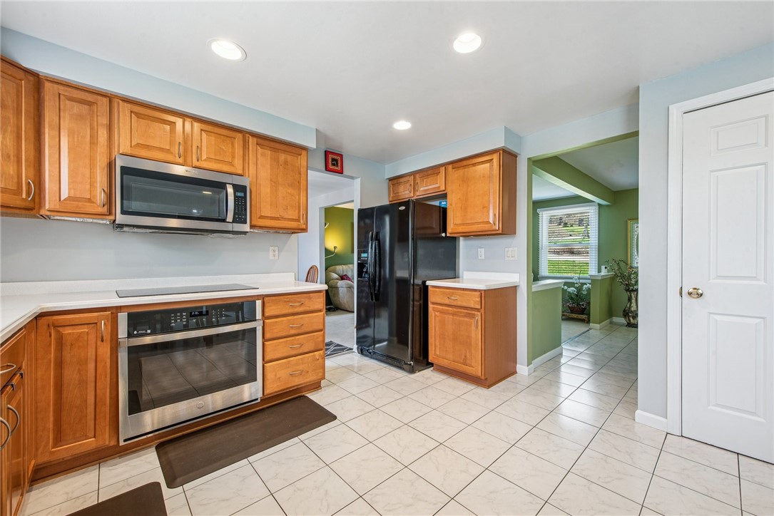 115 Pagoda Drive Dr, Monroeville, Pennsylvania image 2