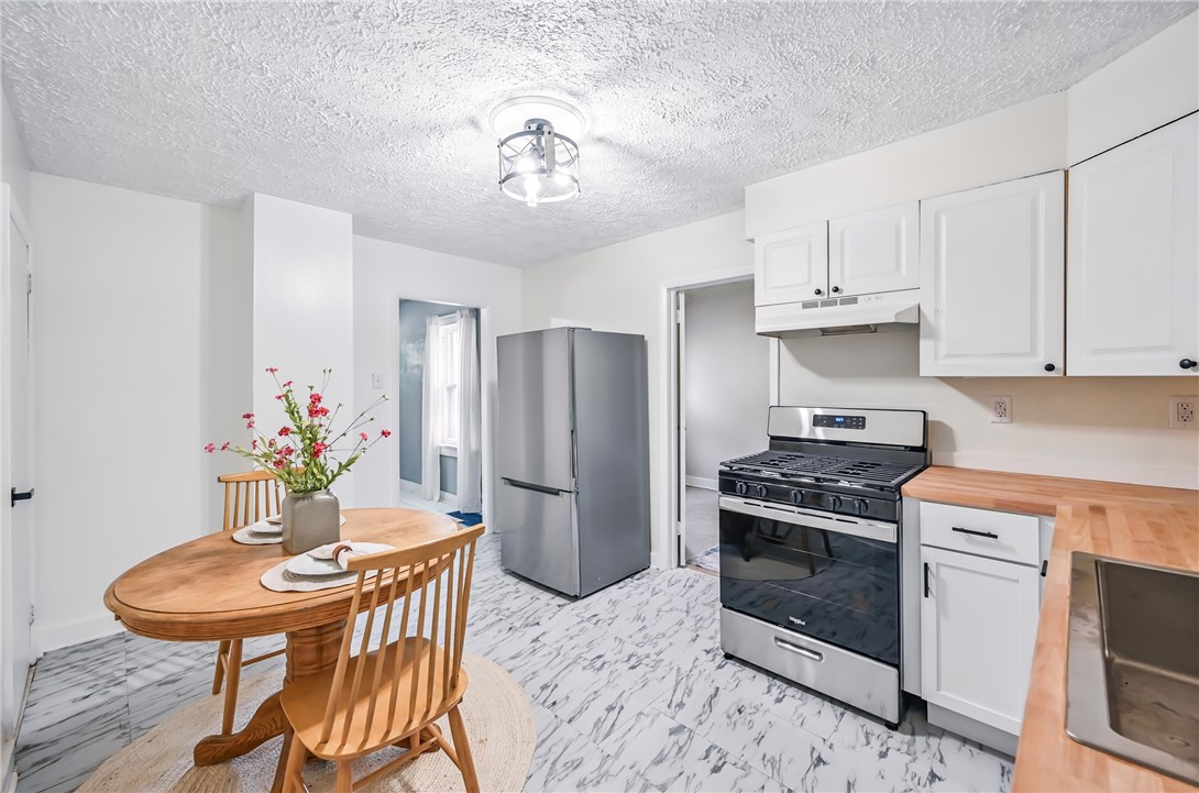 Farrell, Pennsylvania 16121, United States, 2 Bedrooms Bedrooms, ,1 BathroomBathrooms,Residential,Active,149557