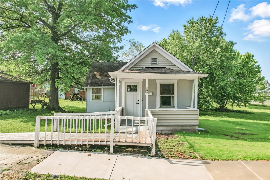 Farrell, Pennsylvania 16121, United States, 2 Bedrooms Bedrooms, ,1 BathroomBathrooms,Residential,Active,149557