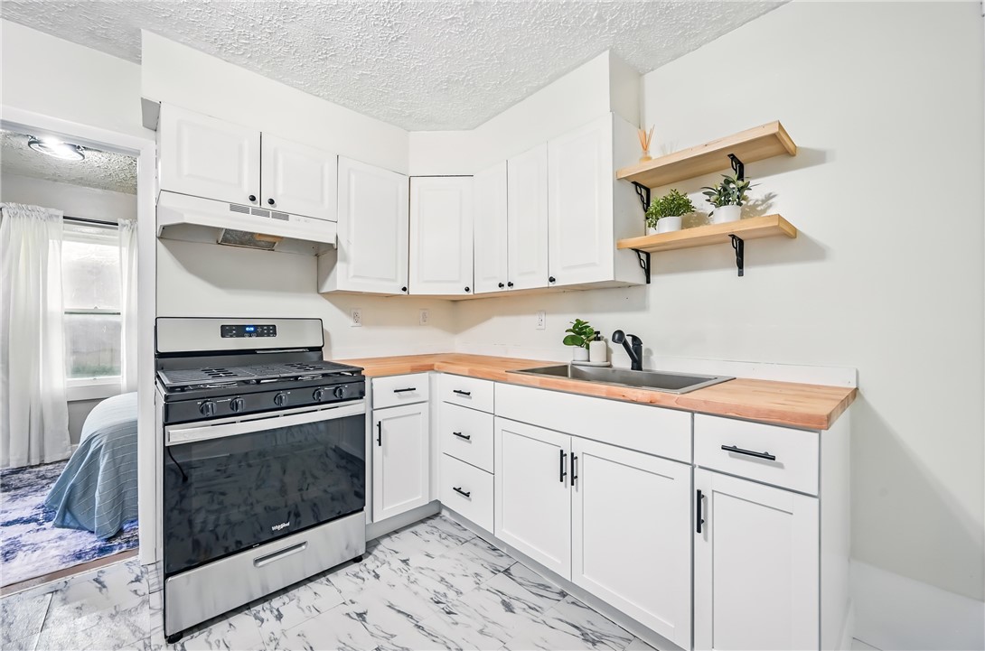 Farrell, Pennsylvania 16121, United States, 2 Bedrooms Bedrooms, ,1 BathroomBathrooms,Residential,Active,149557