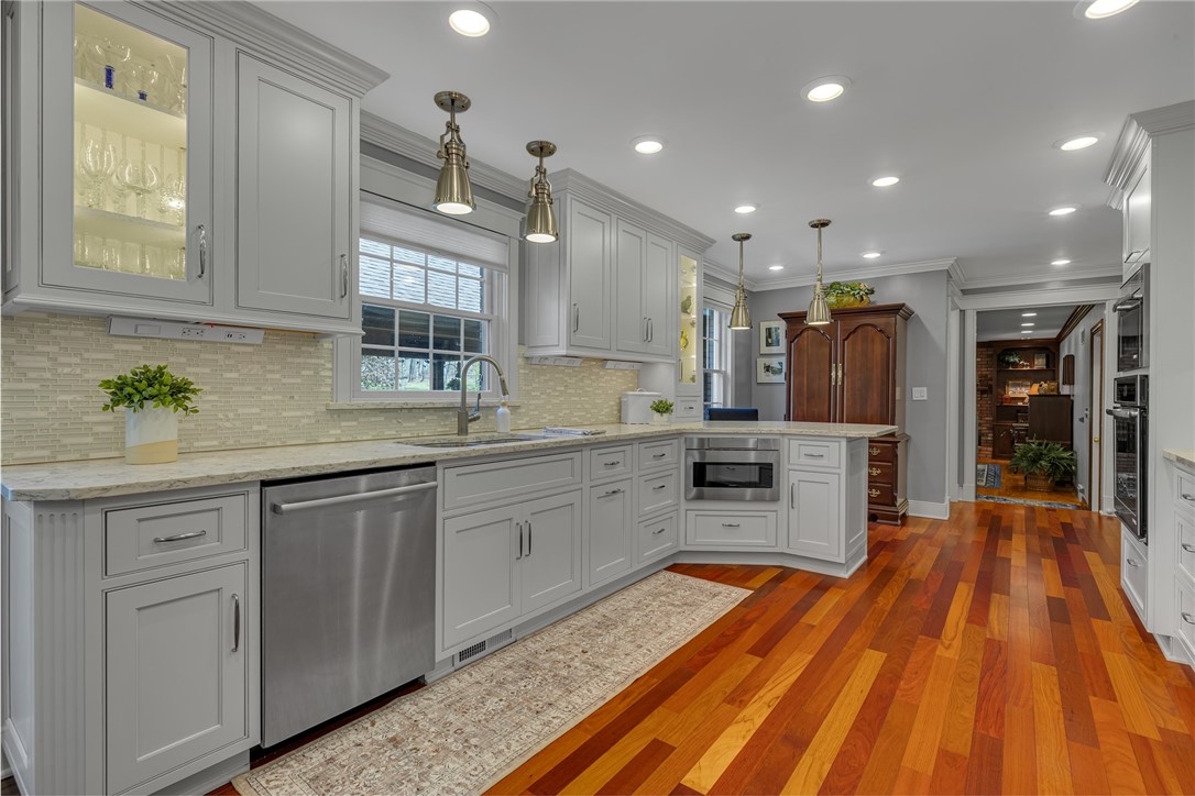 North Sewickley Twp, Pennsylvania 15010, United States, 3 Bedrooms Bedrooms, ,3 BathroomsBathrooms,Residential,Pending,123702