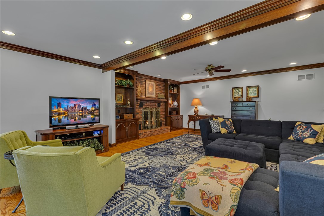 North Sewickley Twp, Pennsylvania 15010, United States, 3 Bedrooms Bedrooms, ,3 BathroomsBathrooms,Residential,Pending,123702