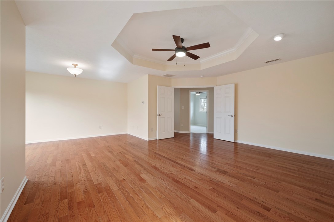 Cranberry Twp, Pennsylvania 16066, United States, 4 Bedrooms Bedrooms, ,4 BathroomsBathrooms,Residential,Pending,6670