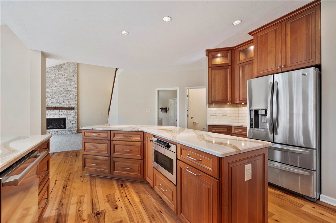 Cranberry Twp, Pennsylvania 16066, United States, 4 Bedrooms Bedrooms, ,4 BathroomsBathrooms,Residential,Pending,6670