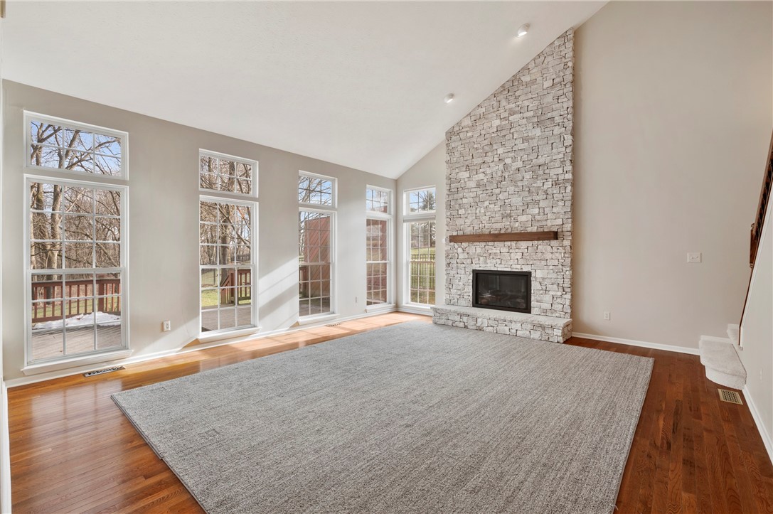 Cranberry Twp, Pennsylvania 16066, United States, 4 Bedrooms Bedrooms, ,4 BathroomsBathrooms,Residential,Pending,6670