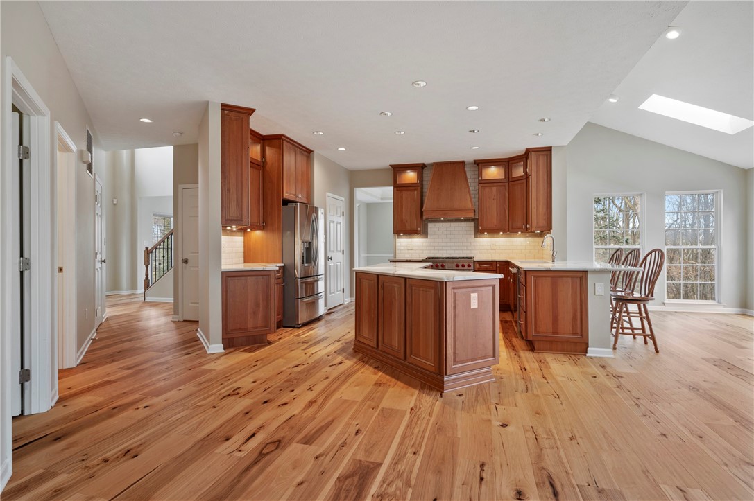 Cranberry Twp, Pennsylvania 16066, United States, 4 Bedrooms Bedrooms, ,4 BathroomsBathrooms,Residential,Pending,6670