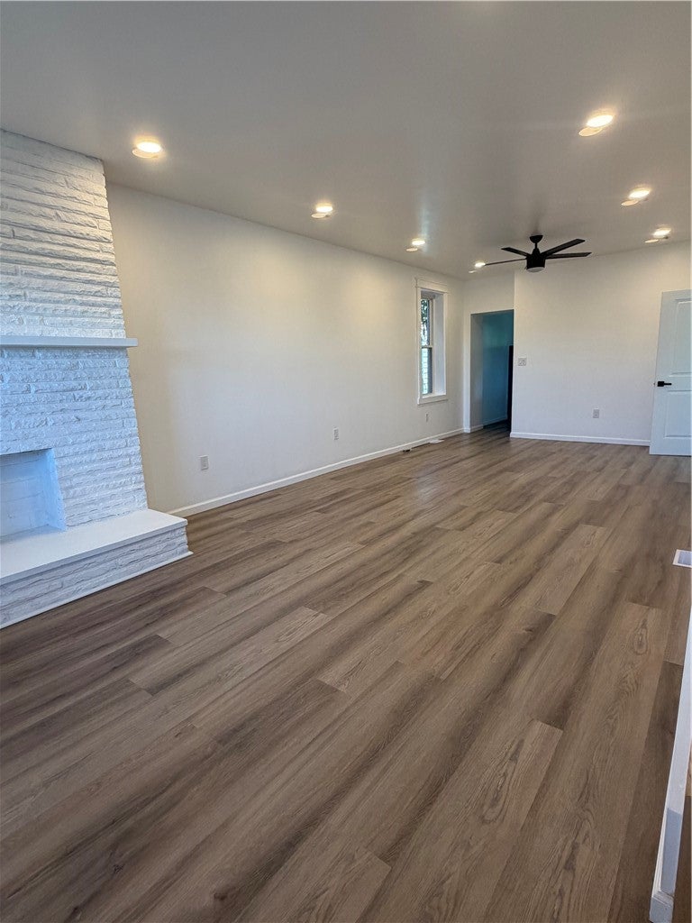 3426 Webster Ave