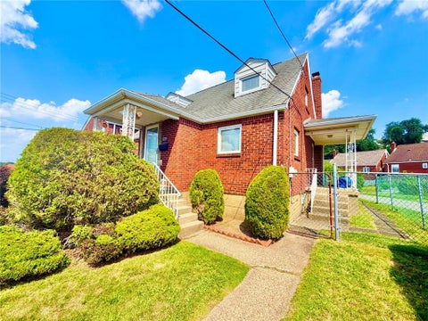 Photo of 4289 Glen Lytle Rd, Pittsburgh, PA 15217 (MLS # 1764436)