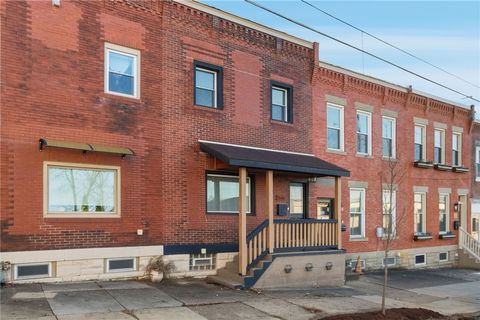 Photo of 3646 Mintwood St, Pittsburgh, PA 15201 (MLS # 1736976)