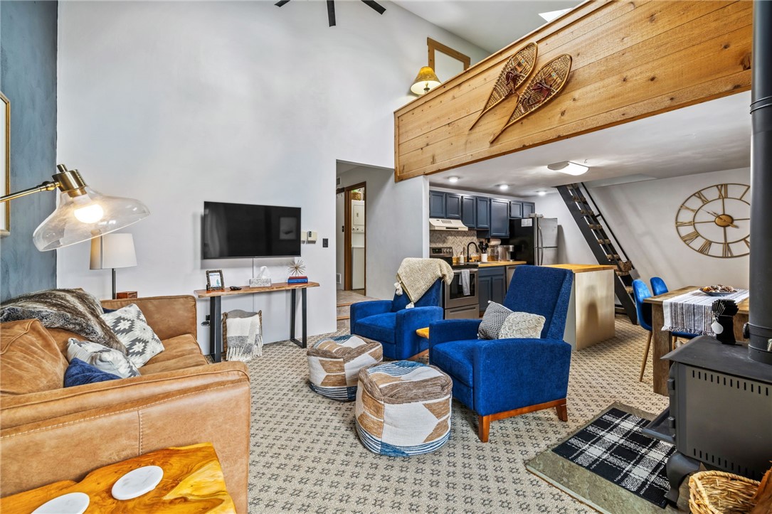 581 Maple Court