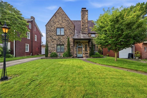 Photo of 1026 Woodberry Rd, New Kensington, PA 15068 (MLS # 1761980)