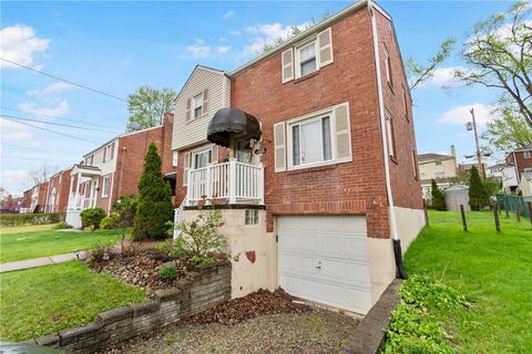 Homes For Sale - 2050 Elmbrook Ln Ln<br/> Scott Twp, PA 15243