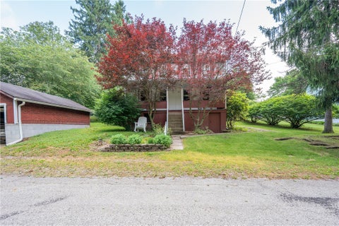 Photo of 132 Coal Hollow Rd, Greensburg, PA 15601 (MLS # 1758476)