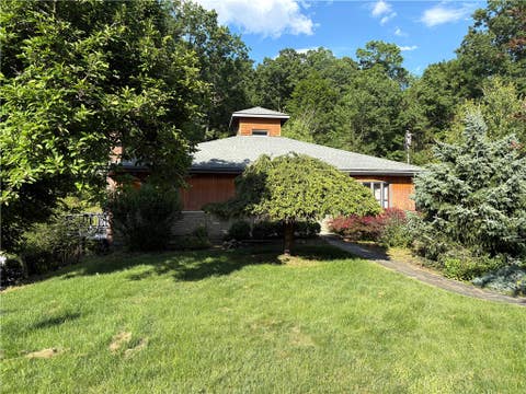 Photo of 3137 Harts Run Rd, Allison Park, PA 15101 (MLS # 1760892)