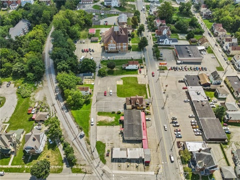 Photo of 317 East Maiden St, Washington, PA 15301 (MLS # 1761436)