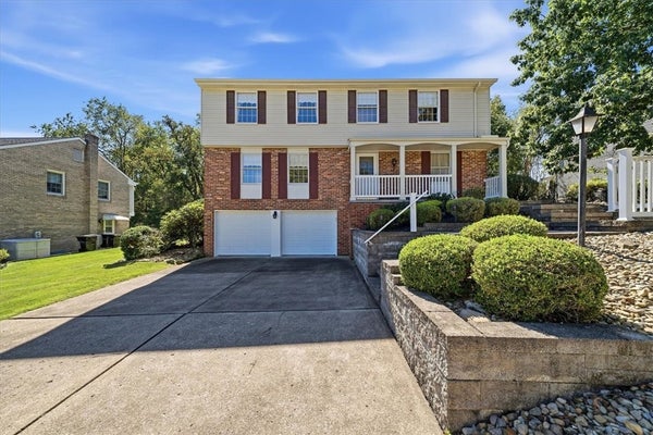 8458 COVENTRY DR, ALLISON PARK, PA 15101 - Image 3f4dc48688c8a57652e74892bf513a6b/3845658974