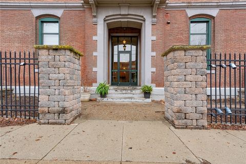 Photo of 120 S 15th St #103, South Side, PA 15203 (MLS # 1736233)