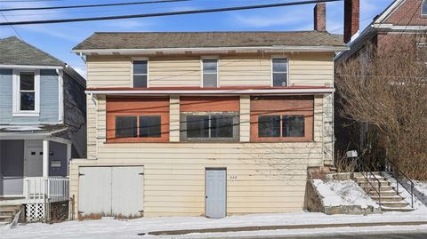 Photo of 328 W New Castle St, Butler, PA 16001 (MLS # 1738298)