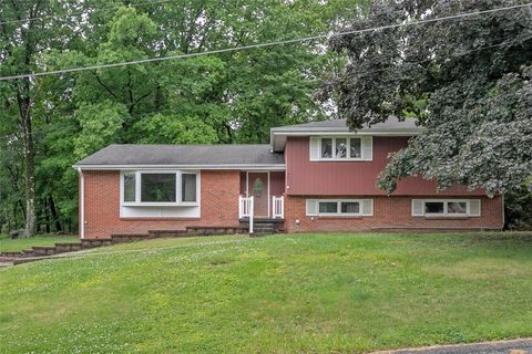 Homes For Sale - 3450 Woodland Drive Dr<br/> Murrysville, PA 15668